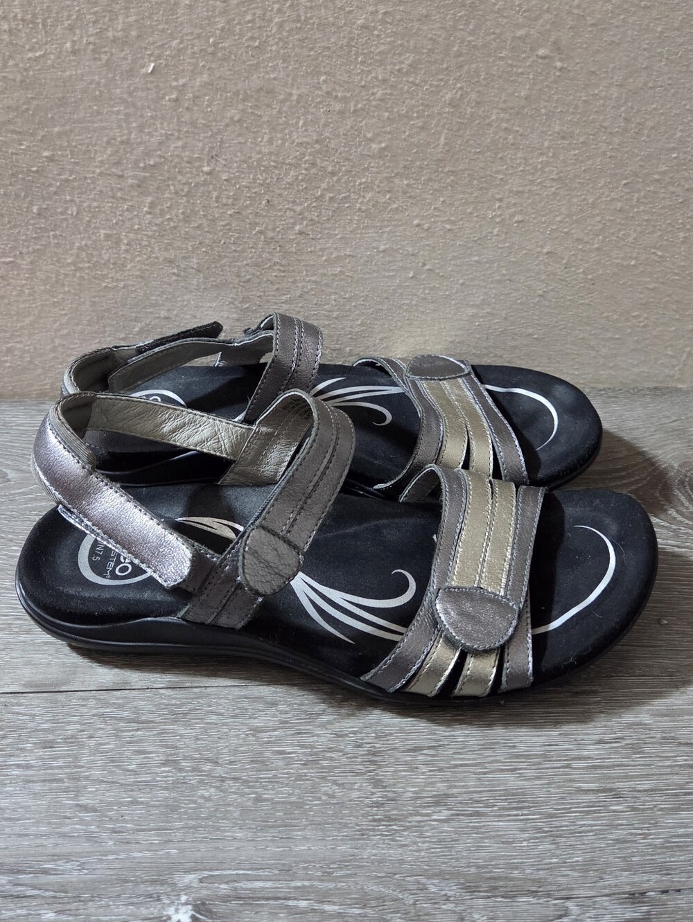 ABEO B.I.O. System Brynn Pewter Metallic Comfort Sandals Size 7.5N
